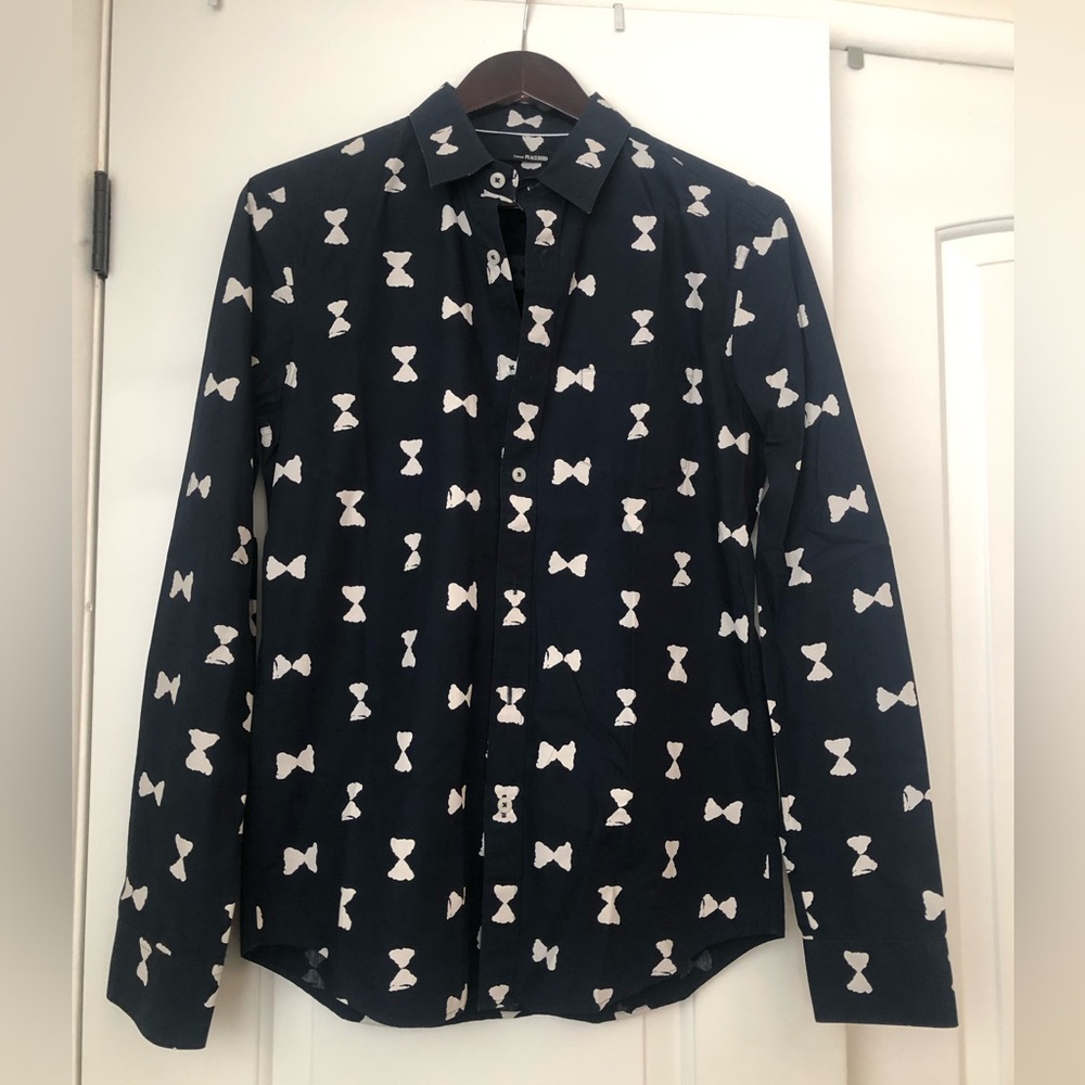 Bow-tie printed button down shirt